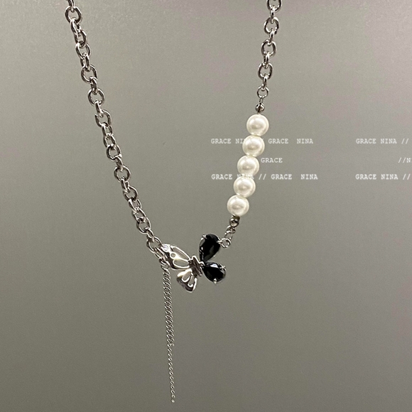 Women's Black Zircon Butterfly Patchwork Necklace - Picture 8 of 9